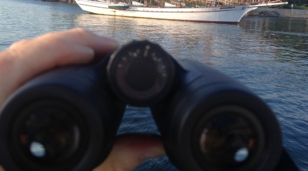 Travis heads off shore in Maine with BT3!